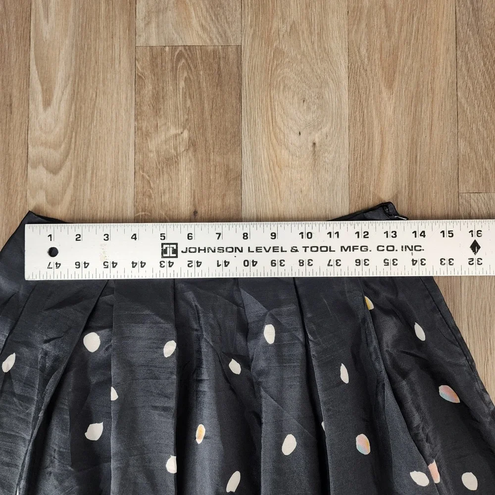 Tara Jarmon Navy Blue 100% Silk Polka‎ Dot Pleated Mini Skirt Made In France 36